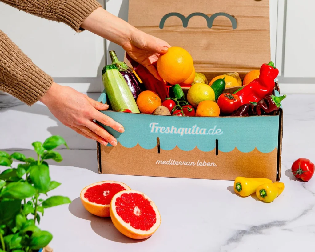 Caixa da Freshquita com fruta